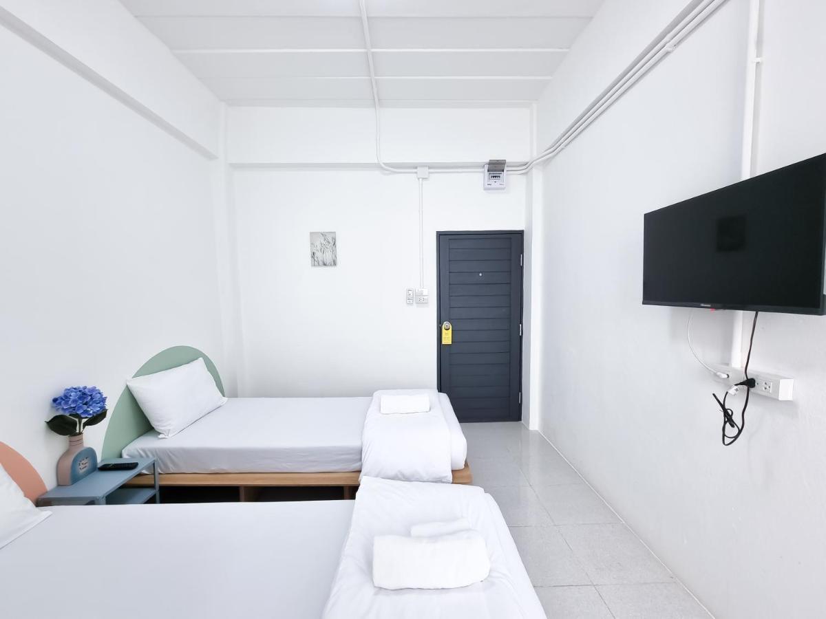 The Zai Apartment Ban Krathum Lom Εξωτερικό φωτογραφία