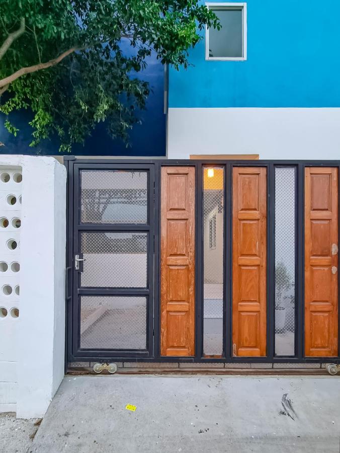 The Zai Apartment Ban Krathum Lom Εξωτερικό φωτογραφία